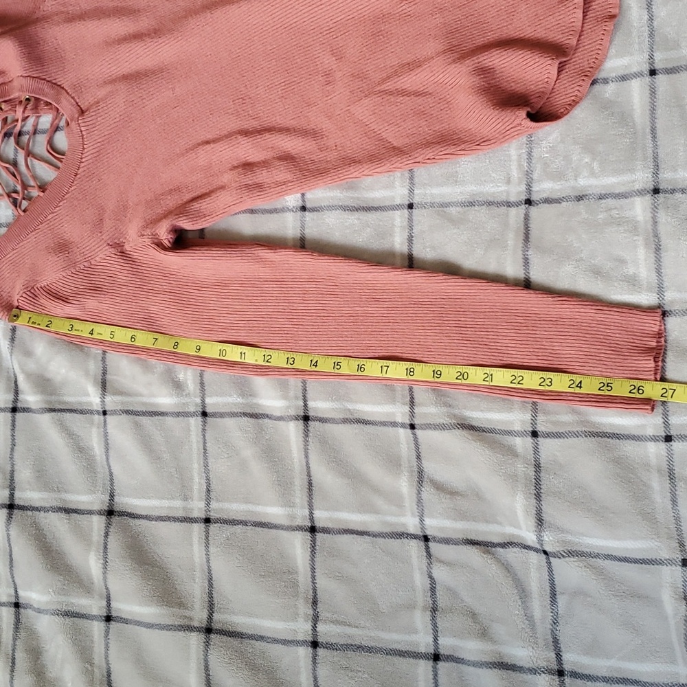 Open Back Sweater - Picture 3 of 7